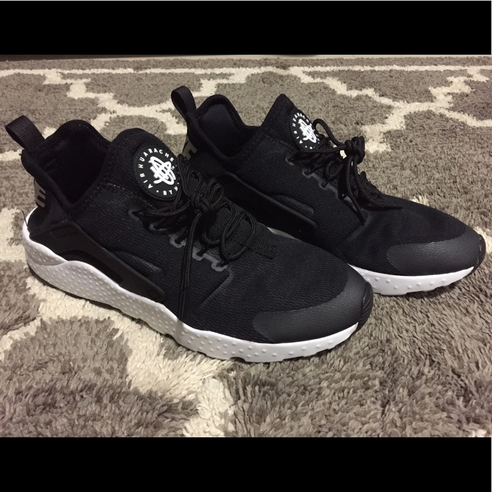 Nike Air Huarache Shoes